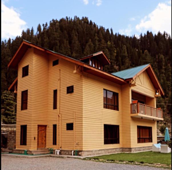 Trout Lodge 나란 외부 사진